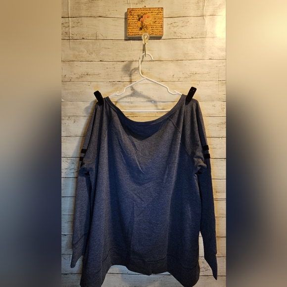 Torrid Good Vibes Sweater Pocketed Off the Shoulder 3X - Picture 2 of 2